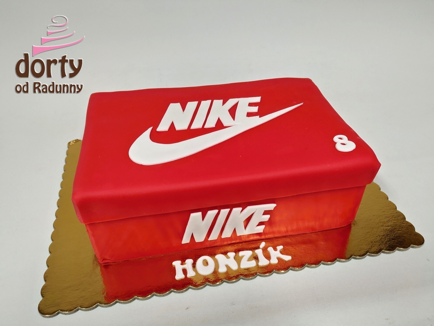 Krabice Nike-Honzík